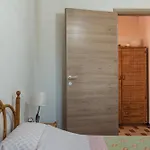 La Casa Di Elvira Tatil Evi *